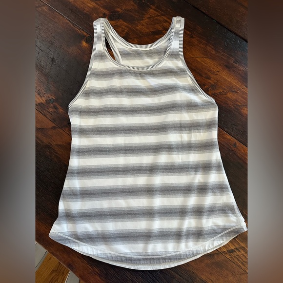 lululemon athletica Tops - Lululemon tank